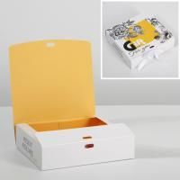 Подарочная коробка 20х18х5см ЧБ 1/125