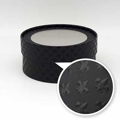 Коробка шайба с прозр. крышкой 16х7,5см черный lotus Коробка шайба с прозр. крышкой 16х7,5см черный lotus